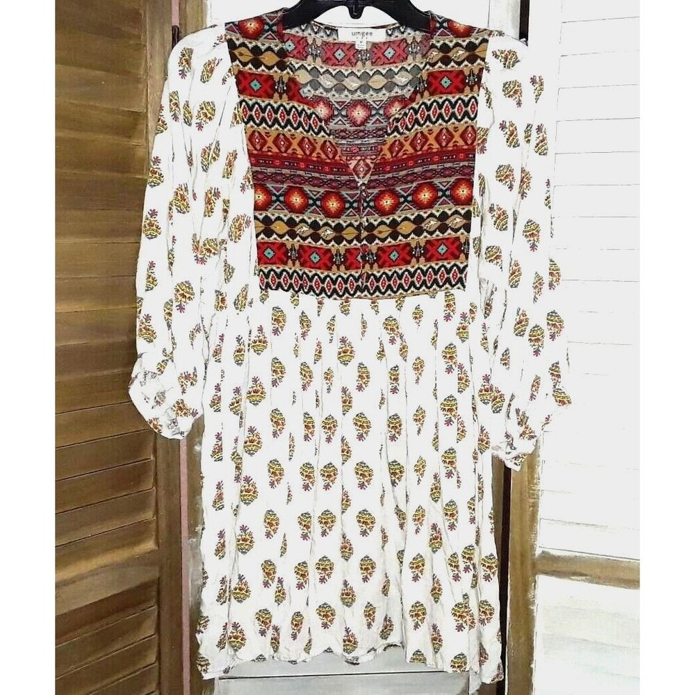 Umgee USA Women's Dress Size M Cream Geometric Boho Hippie V-Neck 3/4 Sleeve